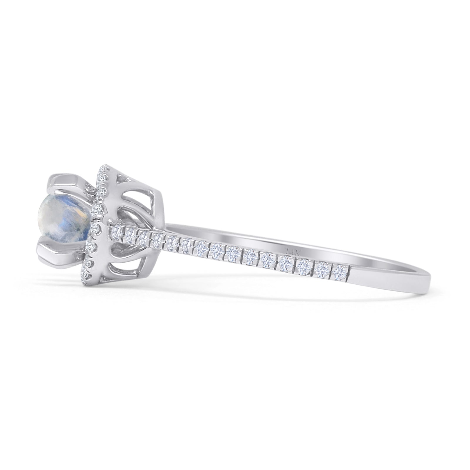 Round Halo Diamond Gold Ring
