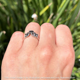 Oxidized V Midi Mushroom Ring